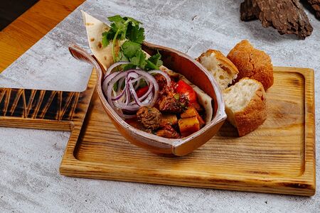 Чашушули из говядины