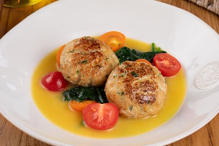 Котлеты из щуки со шпинатом