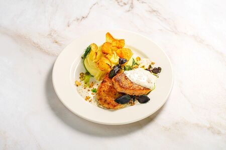 Котлеты из 2-х видов рыб с картофельным пюре