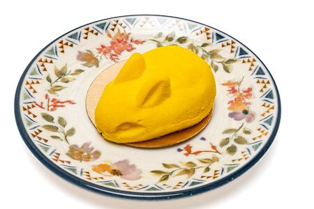 Пирожное муссовое Зайчик