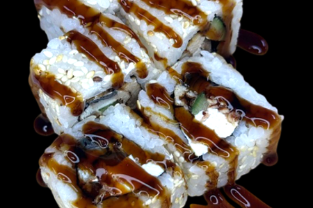 Ролл с угрем и омлетом