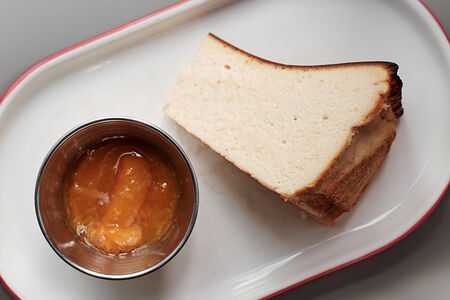 Баскский чизкейк с халвой