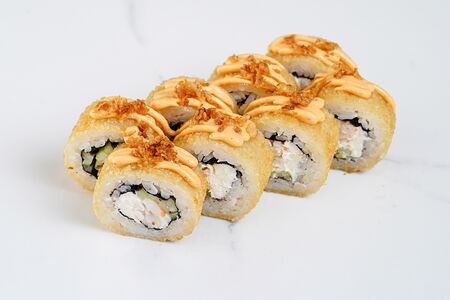 Жареные мини-бикини Креветка с огурцом