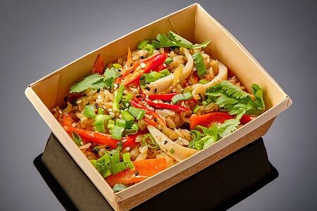 Жареный рис с кальмаром