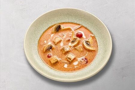 Том ям с курицей