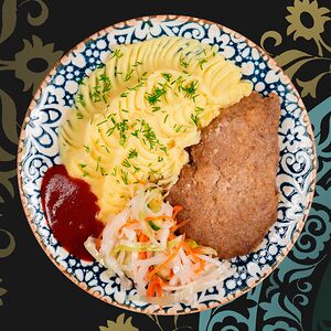 Котлета говяжья с гарниром на выбор