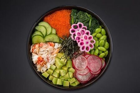 Поке с камчатским крабом