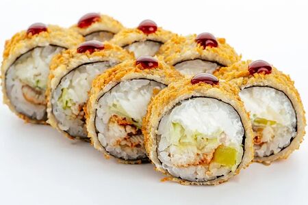 Хот с угрем, такуаном и салатом айсберг