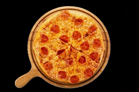 Пицца Пеперони на тонком тесте