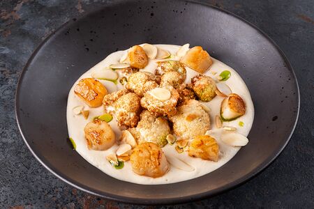 Салат с Дальневосточным Гребешком