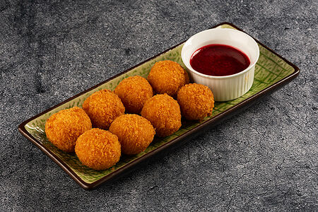 Сырные шарики с чоризо