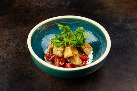 Салат с хрустящими баклажанами