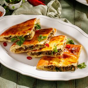 Пирог с бараниной и картофелем