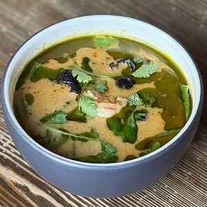 Кокосовый суп с морепродуктами