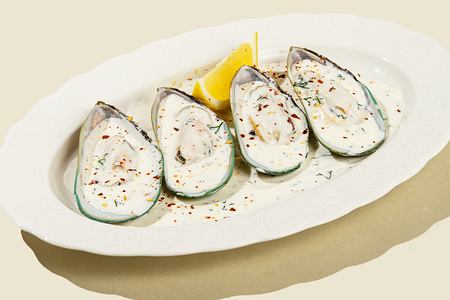 Мидии киви в сливочном соусе New