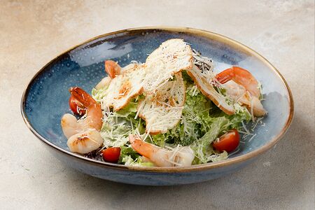 Салат Цезарь с креветкой