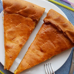 Закрытая пицца Кальцоне с курицей 