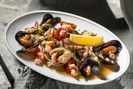 Теплый салат Лукоморье