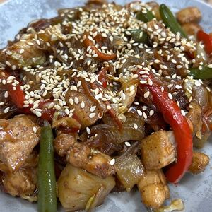 Фунчоза со свининой