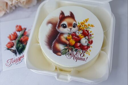  Бенто-торт 8 марта белочка с цветами