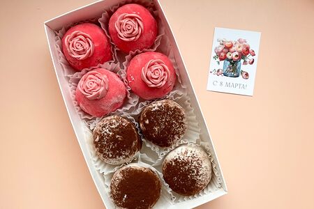 Моти на 8 Марта, S