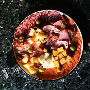 Сыр и мясо