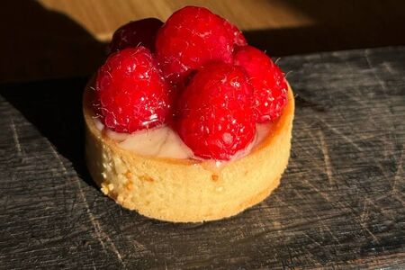 Тарт с малиной