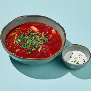 Борщ на курином бульоне