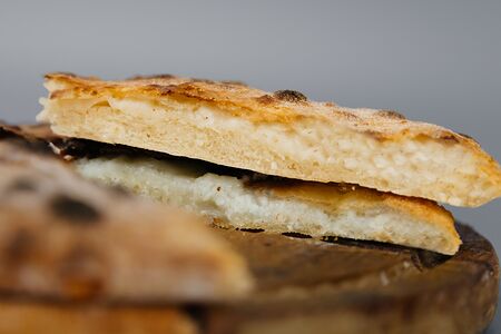 Хачапури по-имеретински