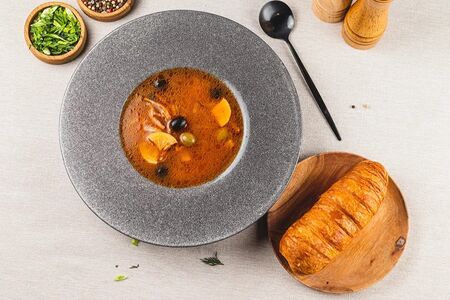 Солянка и сосиска в тесте