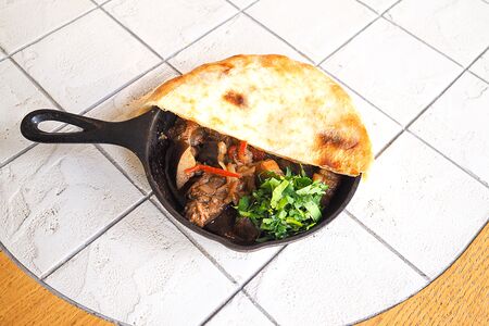 Тушеная говядина с овощами