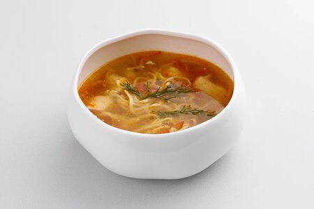 Куриный суп с  лапшой и овощами 
