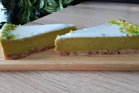 Чизкейк фисташковый