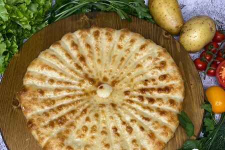 Пирог с картошкой средний 