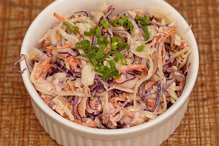 Салат Коул слоу