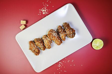 Крылья в соусе кисло-сладком маленькая порция