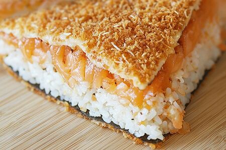 Сэндвич-ролл с лососем