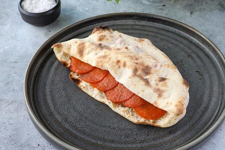 Панини с пепперони