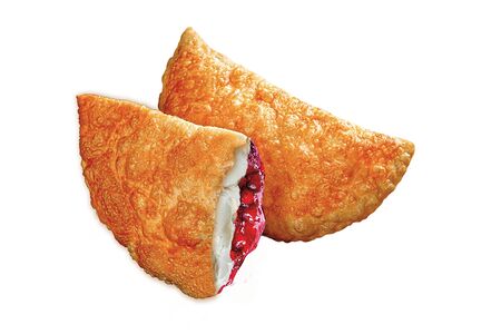 Чебурек с брусникой и сыром