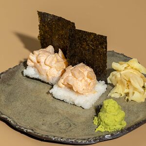 Суши Оши с гребешком