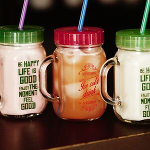 Молочный коктейль банан-шоколад