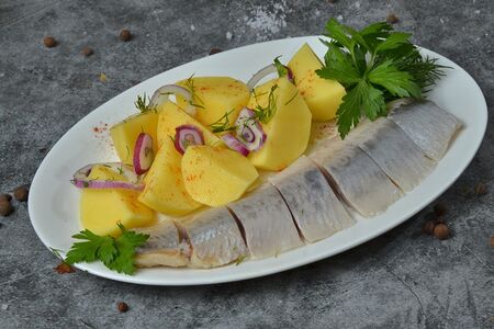 Селедочка под водочку 