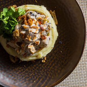 Фрикасе из индейки с картофельным пюре 