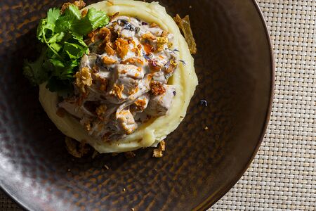 Фрикасе из индейки с картофельным пюре 