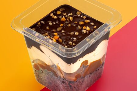 Пирожное Сникерс