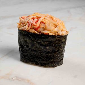 Острые суши с крабом