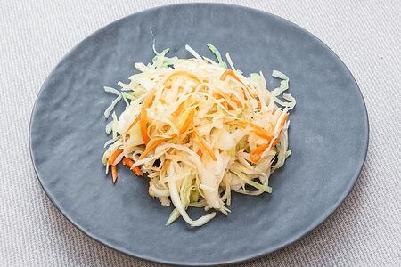 Салат из свежей капусты