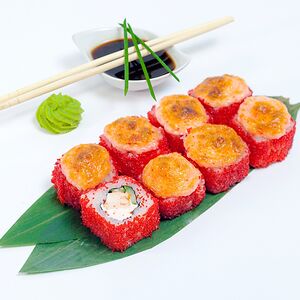 Теплый ролл с курицей