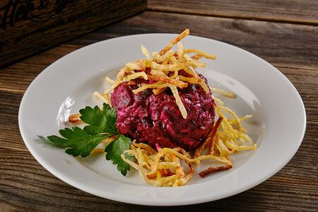 Свекла с сыром и майонезом