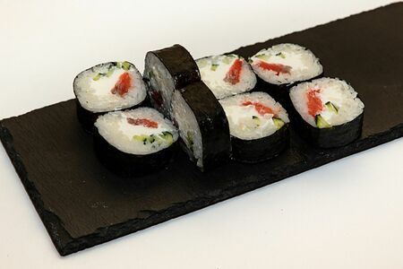 Ролл Сяке гурме